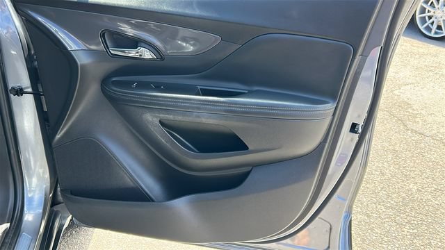Used 2020 Buick Encore Preferred w/ Safety Package FWD image 10