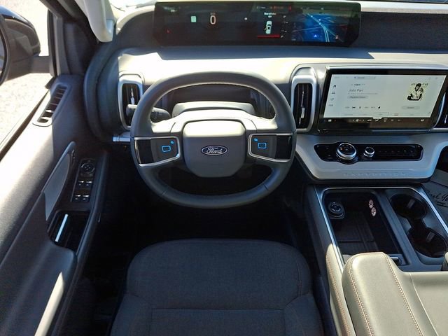 Certified 2025 Ford Expedition Max Active image 13