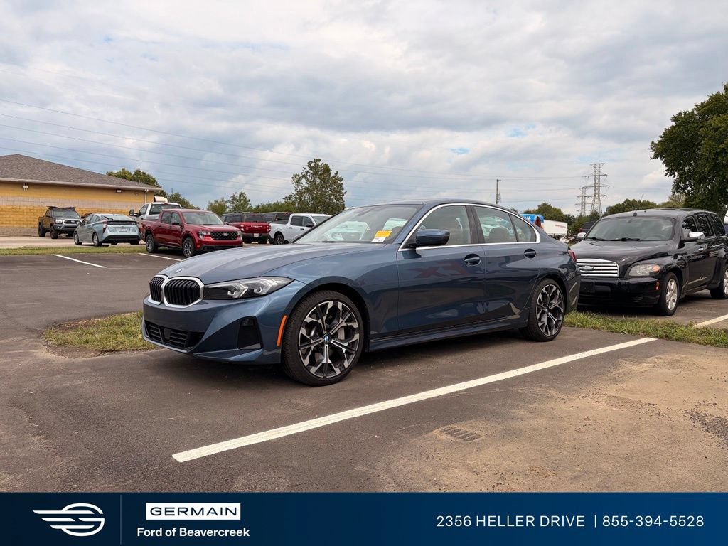 Used 2025 BMW 330i Sedan RWD image 2