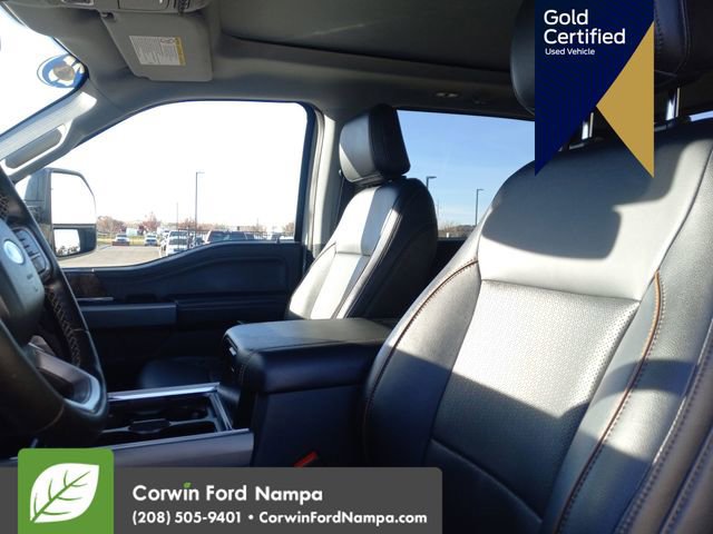Certified 2025 Ford F350 Lariat w/ Black Appearance Package image 26