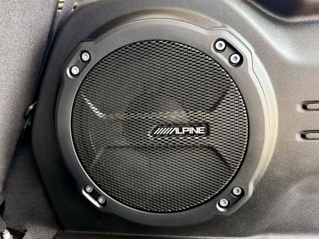 Used 2025 Jeep Wrangler Unlimited Rubicon w/ Safety Group AWD/4WD image 18