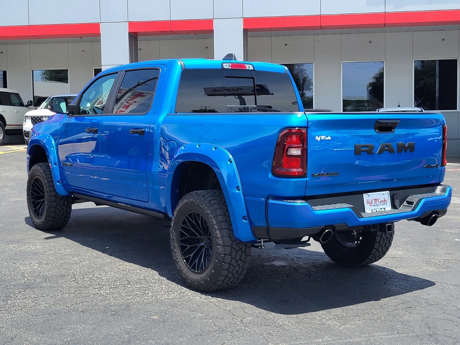 Used 2025 RAM 1500 Laramie w/ Night Edition AWD/4WD image 6