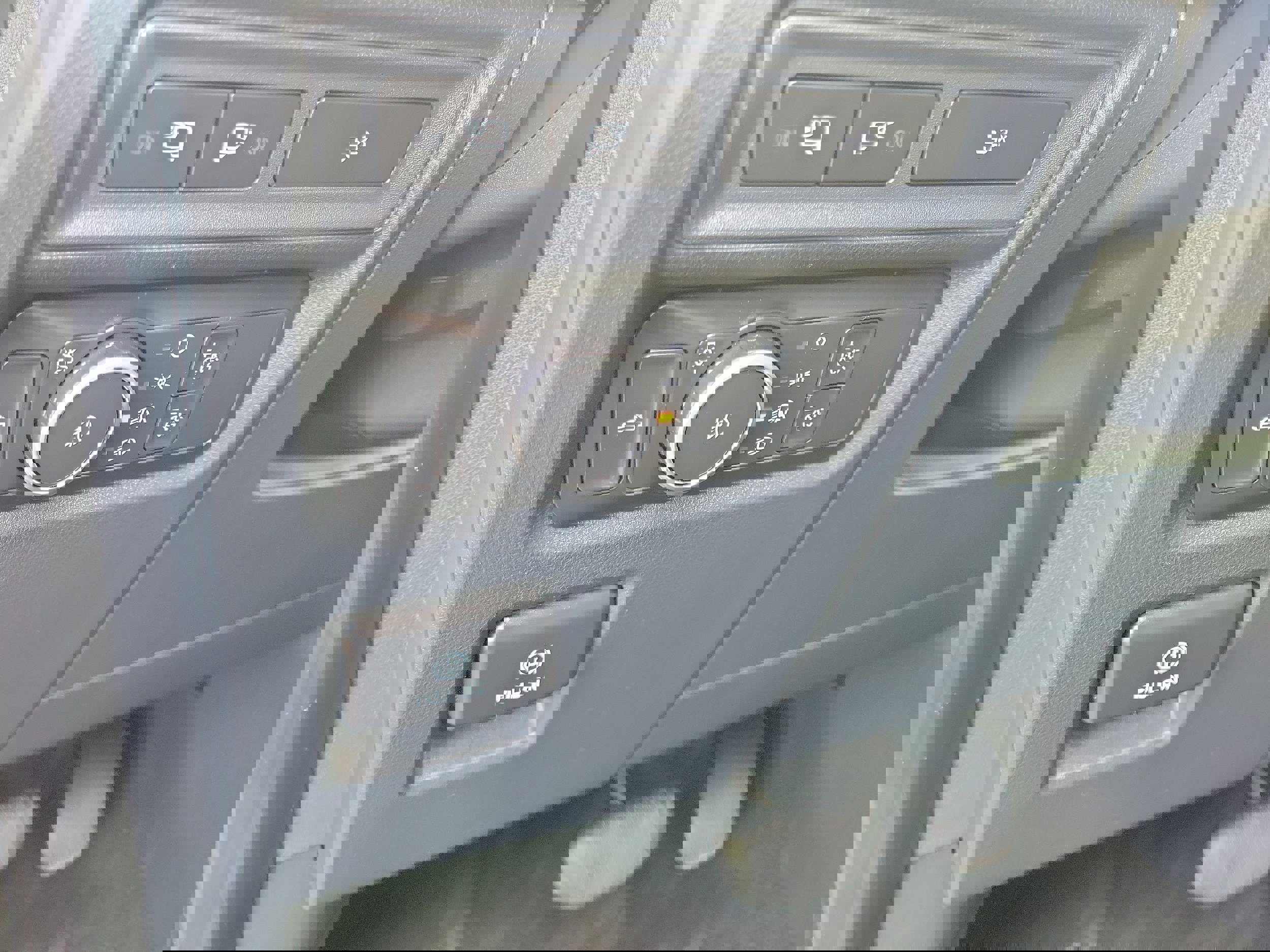 Certified 2022 Ford F150 XLT w/ Equipment Group 302A High image 23