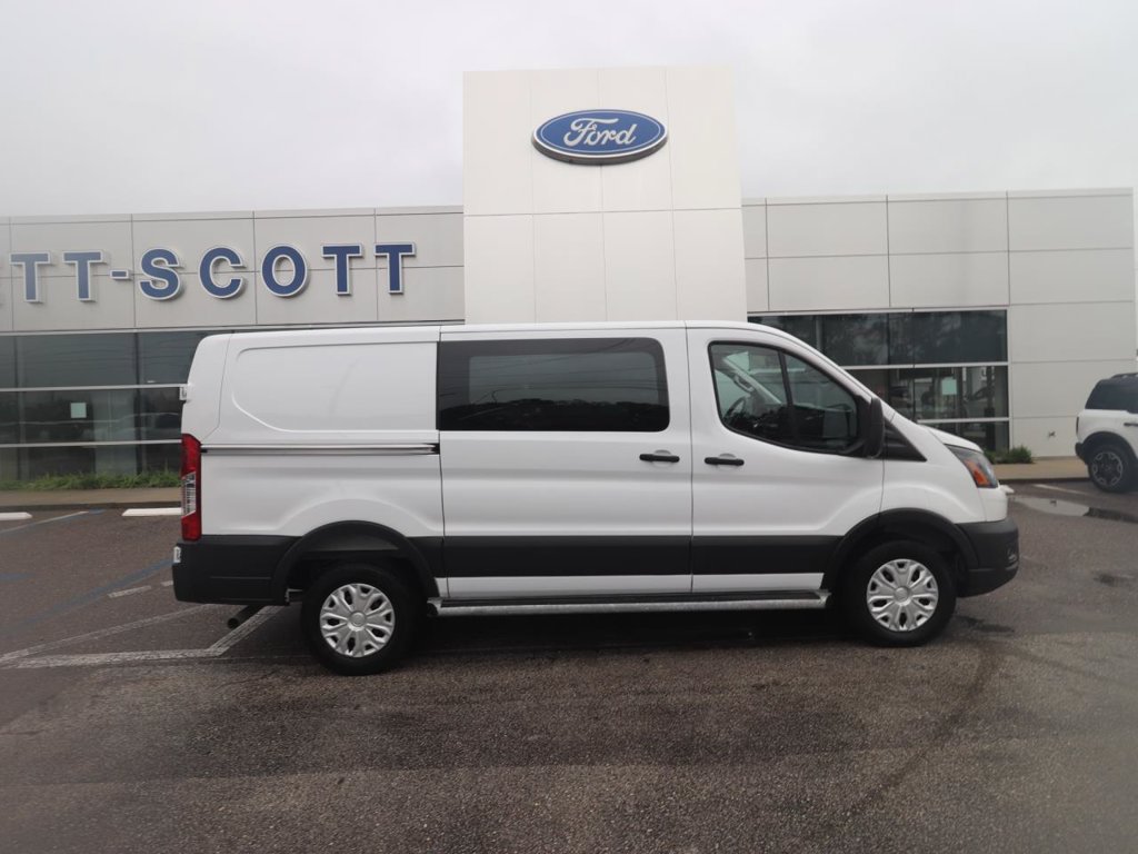 Certified 2025 Ford Transit 250 Low Roof w/ Exterior Upgrade Package RWD image 17