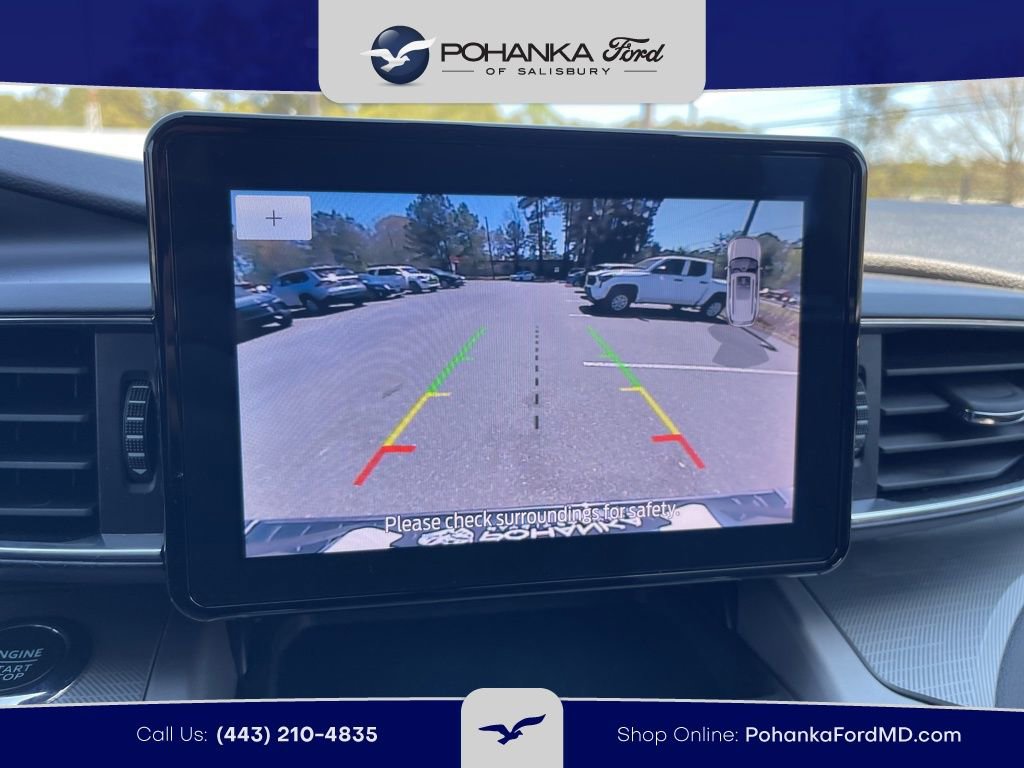 Certified 2022 Ford Explorer XLT w/ Equipment Group 202A AWD/4WD image 11