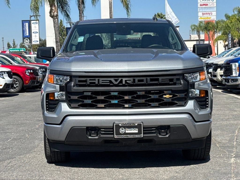 Used 2025 Chevrolet Silverado 1500 Custom RWD image 4