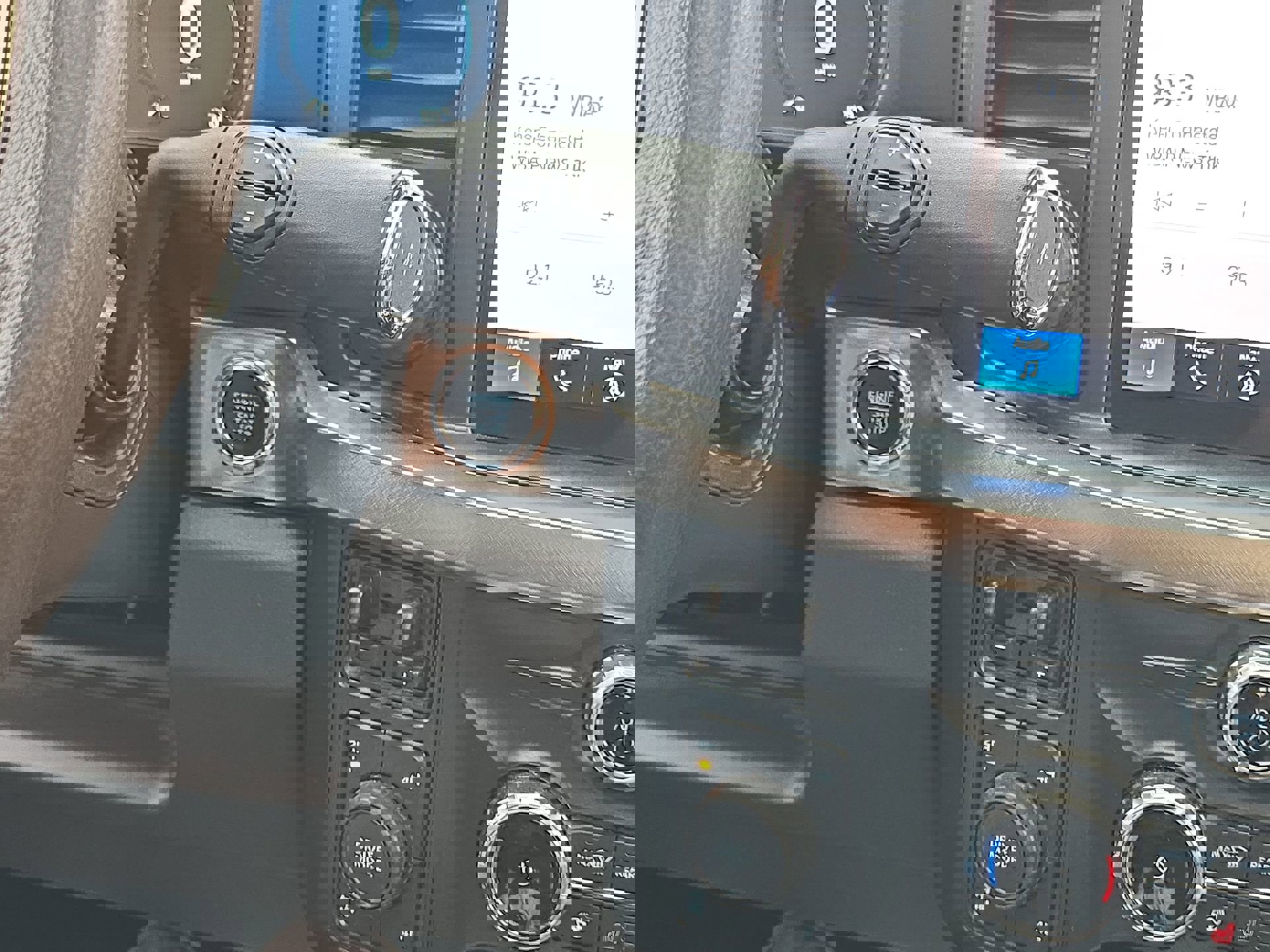 Certified 2024 Ford F350 King Ranch w/ FX4 Off-Road Package image 20