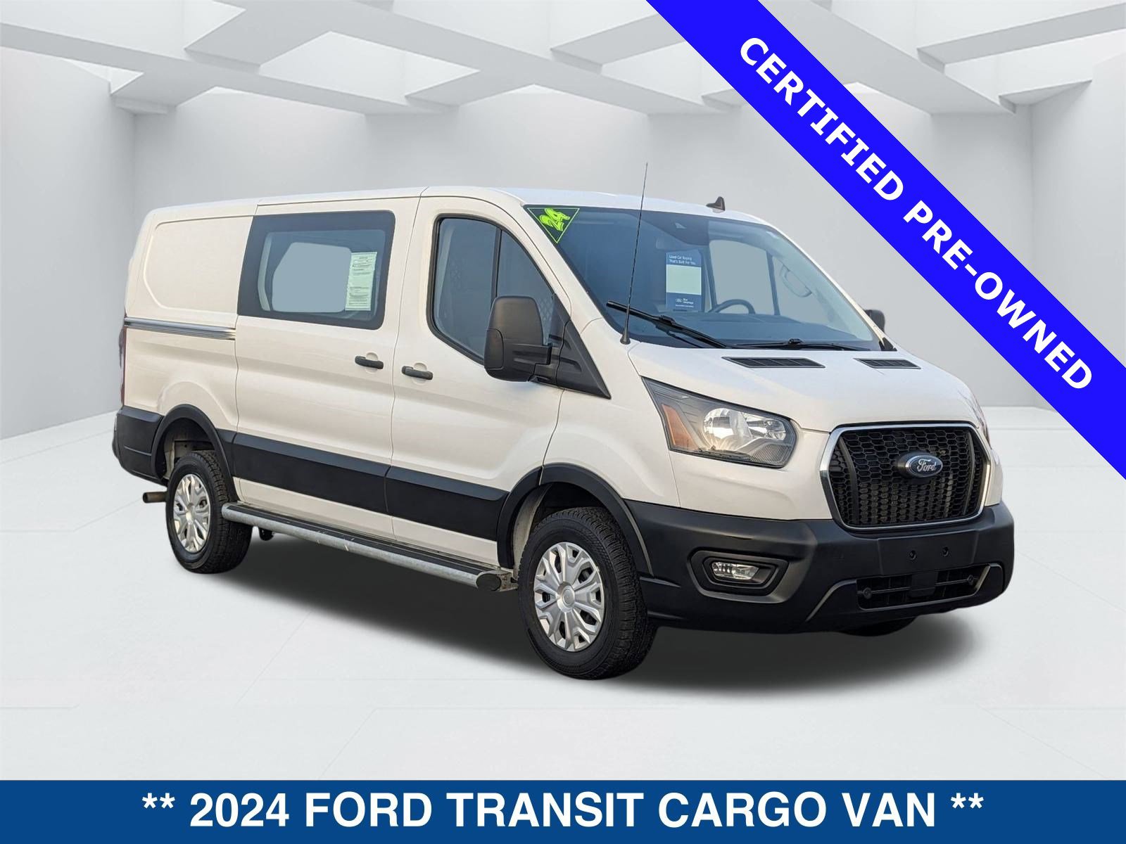 Certified 2024 Ford Transit 250 Low Roof w/ Exterior Upgrade Package RWD image 3