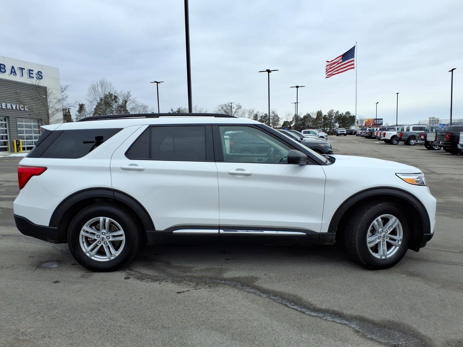 Certified 2024 Ford Explorer XLT w/ Equipment Group 202A image 6