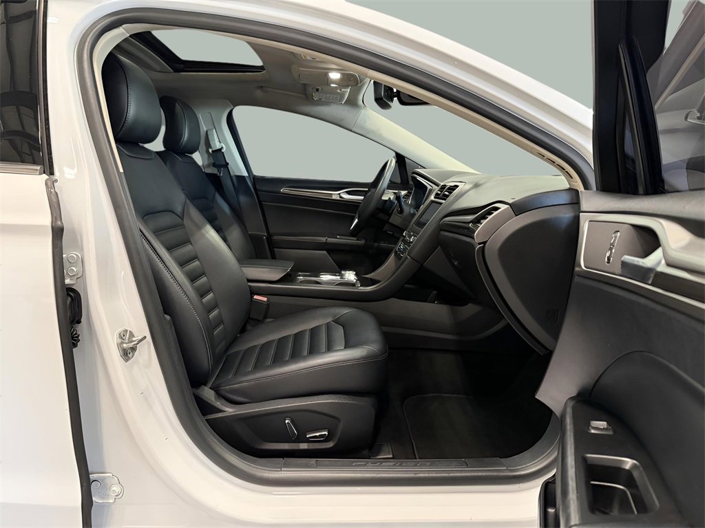 Certified 2019 Ford Fusion SEL image 25