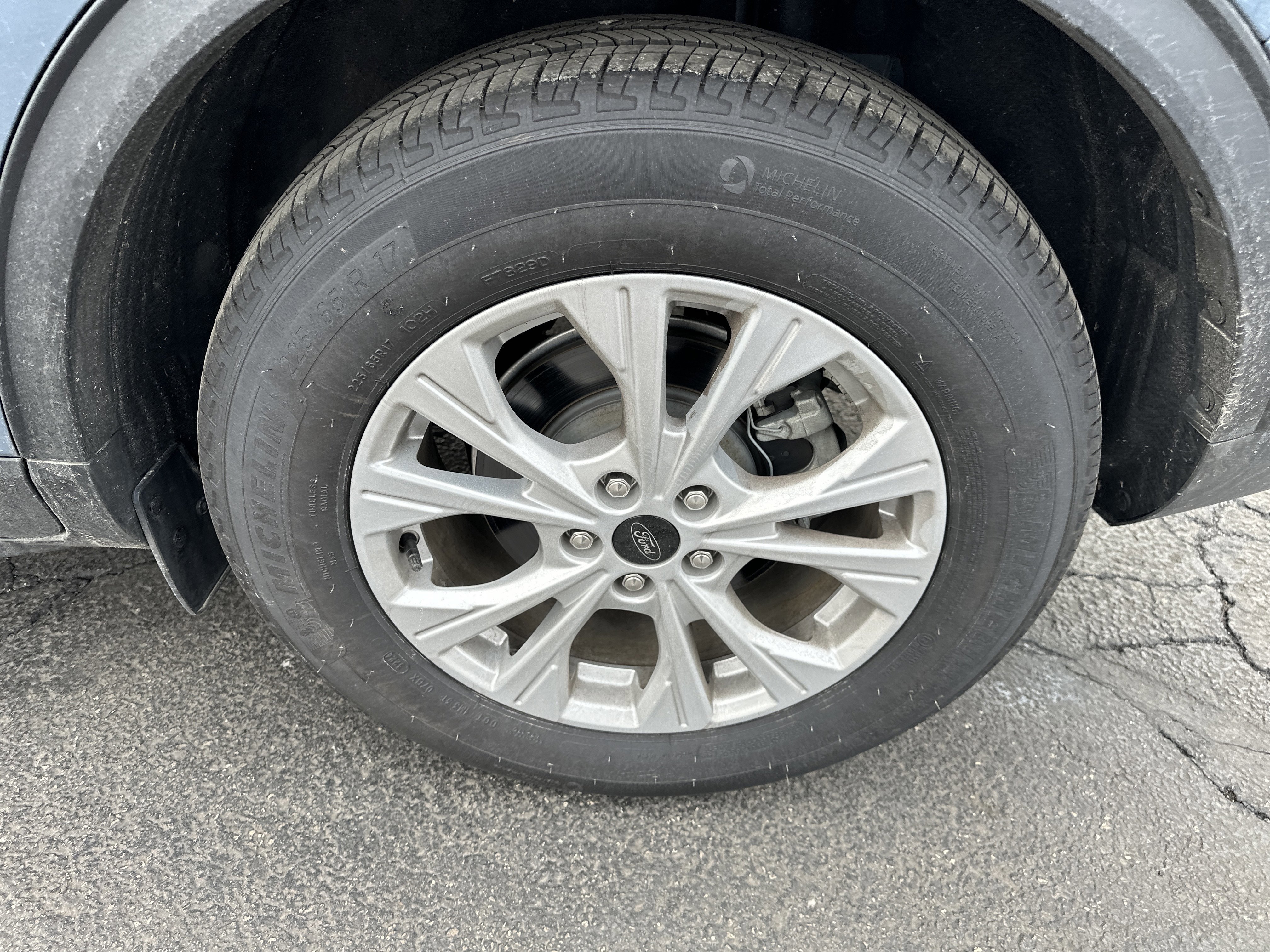 Certified 2025 Ford Escape Active w/ Cold Weather Package image 11