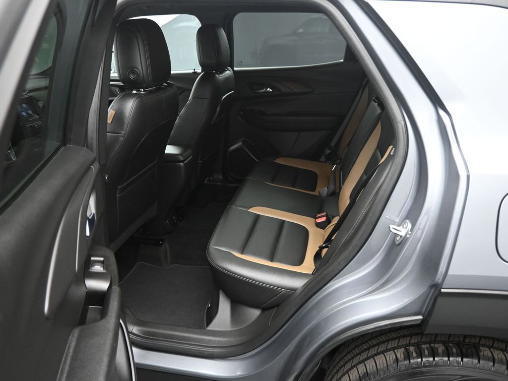 Used 2021 Chevrolet TrailBlazer ACTIV w/ Technology Package image 48