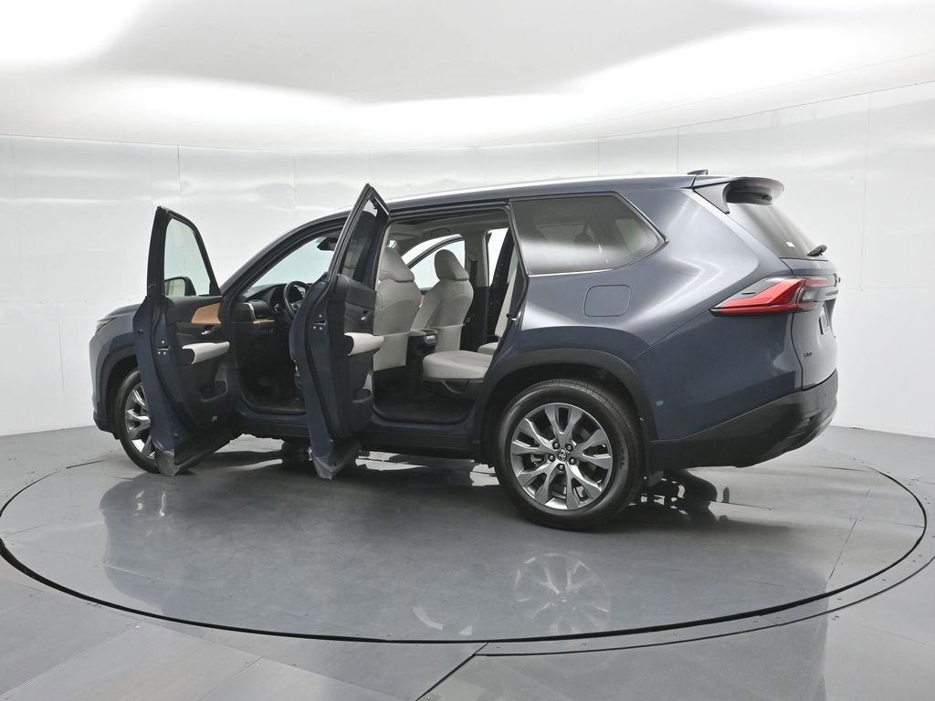 Used 2024 Toyota Grand Highlander Limited image 55
