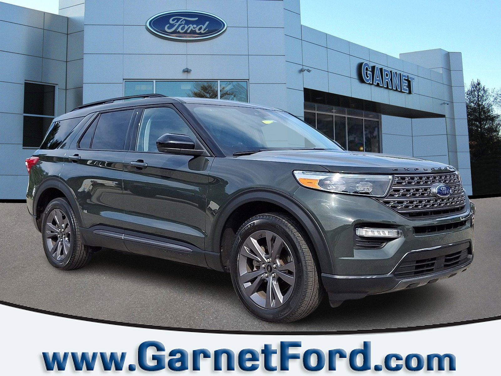 Certified 2024 Ford Explorer XLT w/ Equipment Group 202A
