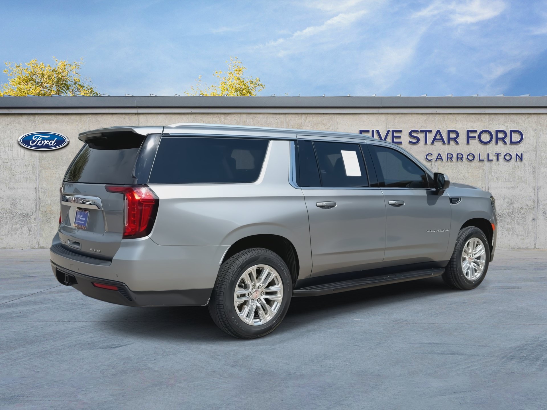 Used 2023 GMC Yukon XL SLE w/ Max Trailering Package RWD image 8
