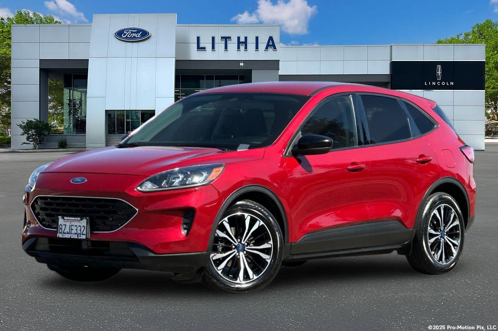 Certified 2021 Ford Escape SE w/ SE Sport Appearance Package FWD image 1