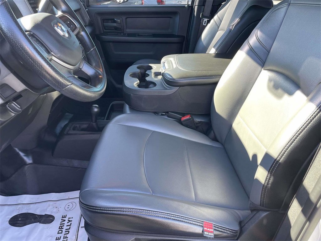 Used 2022 RAM 2500 Tradesman w/ Chrome Appearance Group image 13