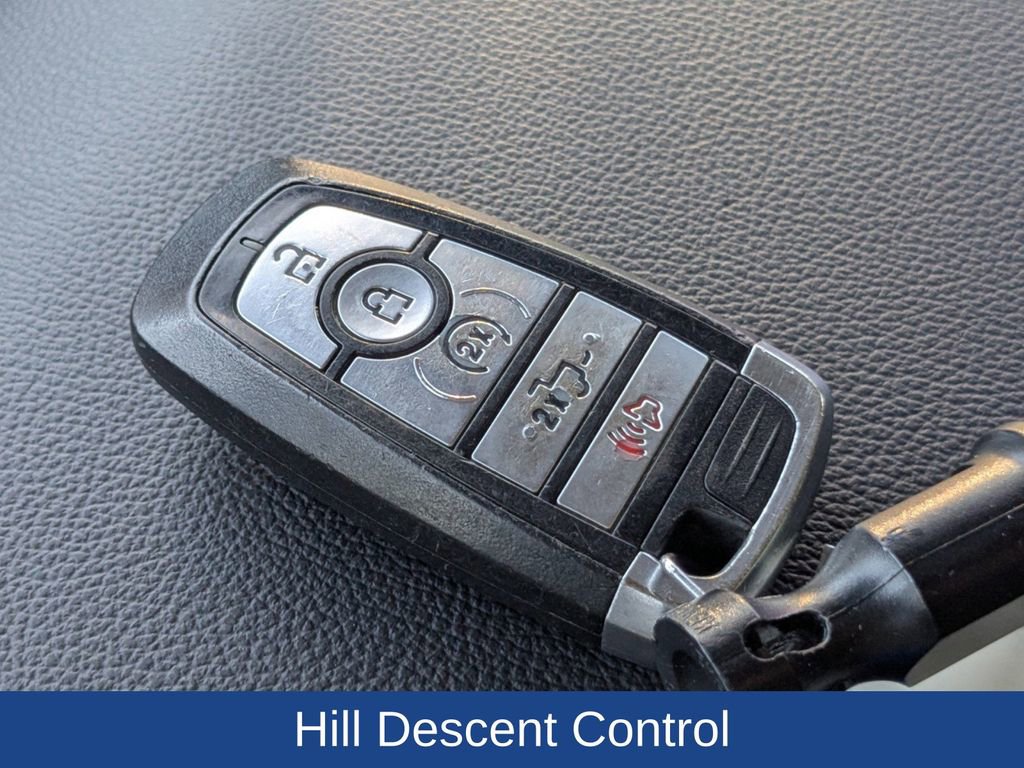 Certified 2022 Ford F150 Lariat w/ Equipment Group 502A High image 33