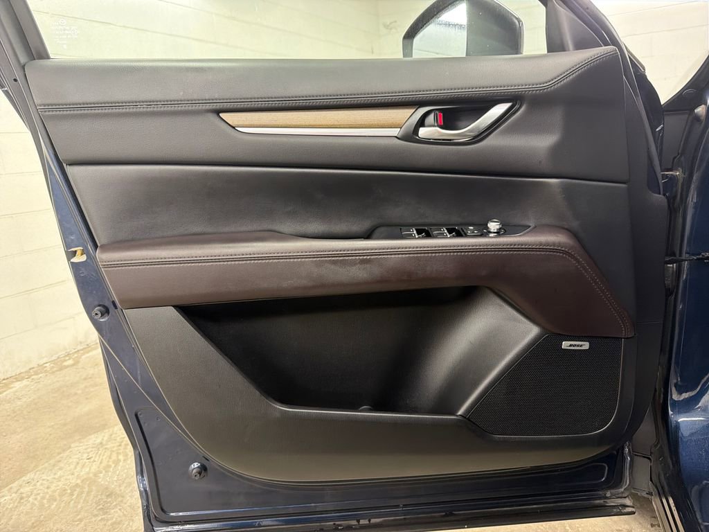Used 2019 MAZDA CX-5 Signature AWD/4WD image 18