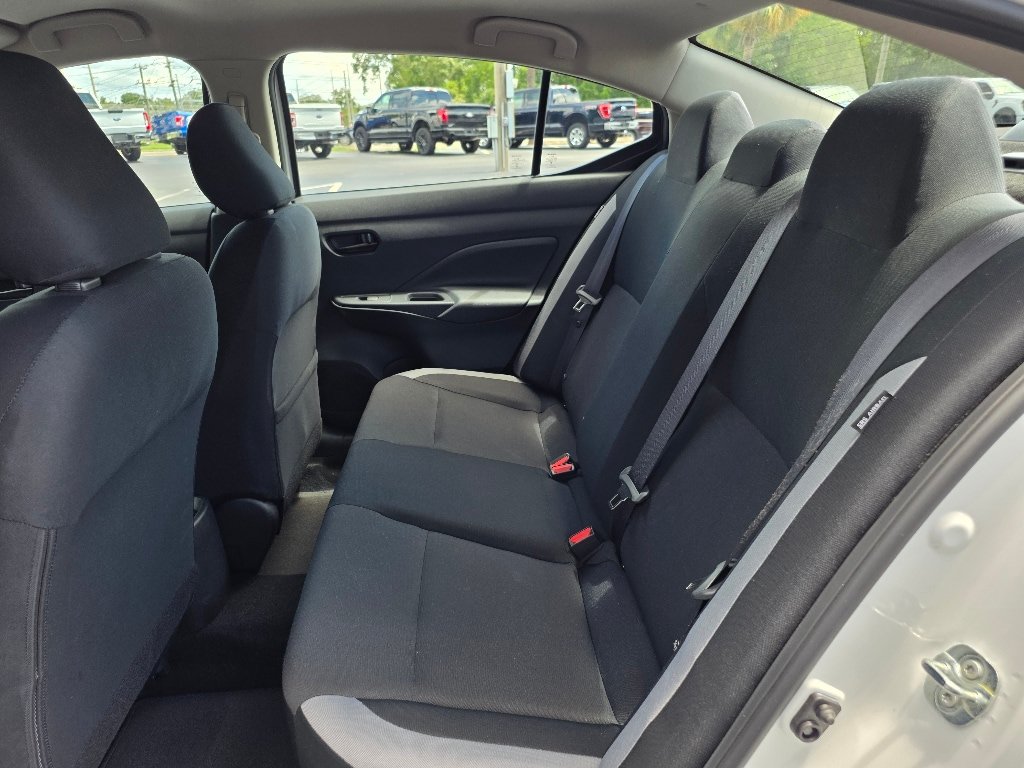Used 2025 Nissan Versa S FWD image 16