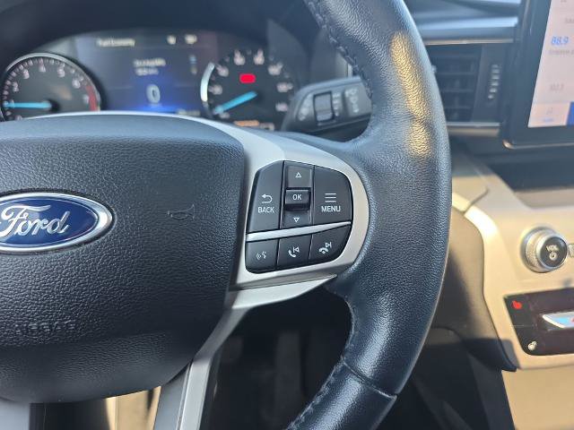Certified 2022 Ford Explorer XLT w/ Equipment Group 202A AWD/4WD image 29