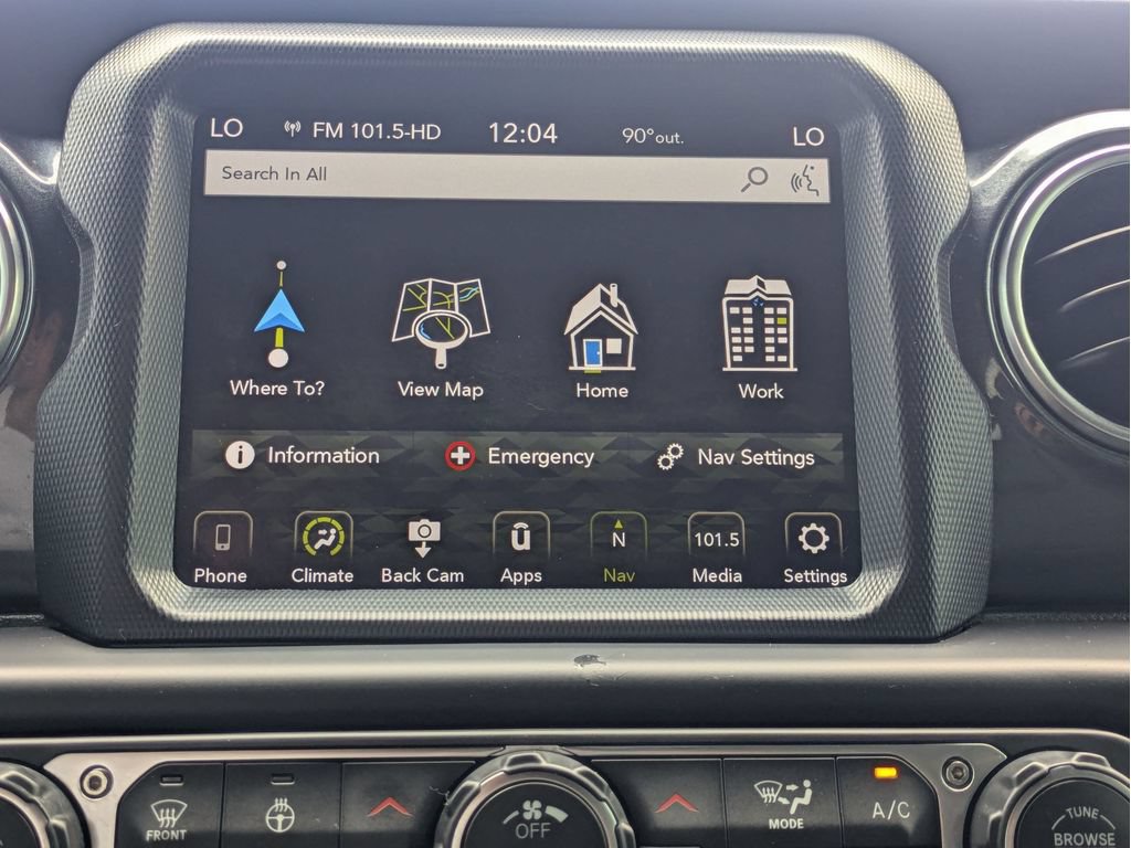 Used 2020 Jeep Wrangler Unlimited Sahara AWD/4WD image 16