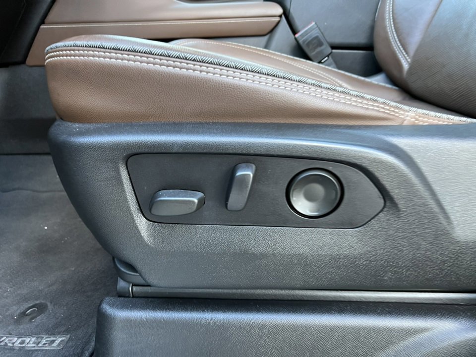 Used 2021 Chevrolet Tahoe High Country image 18