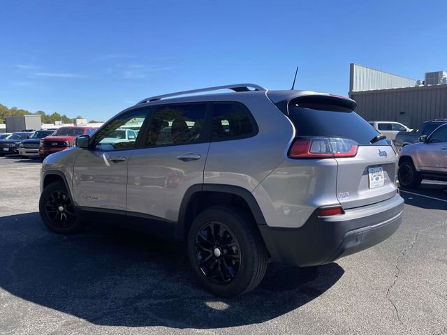 Used 2020 Jeep Cherokee Latitude image 3