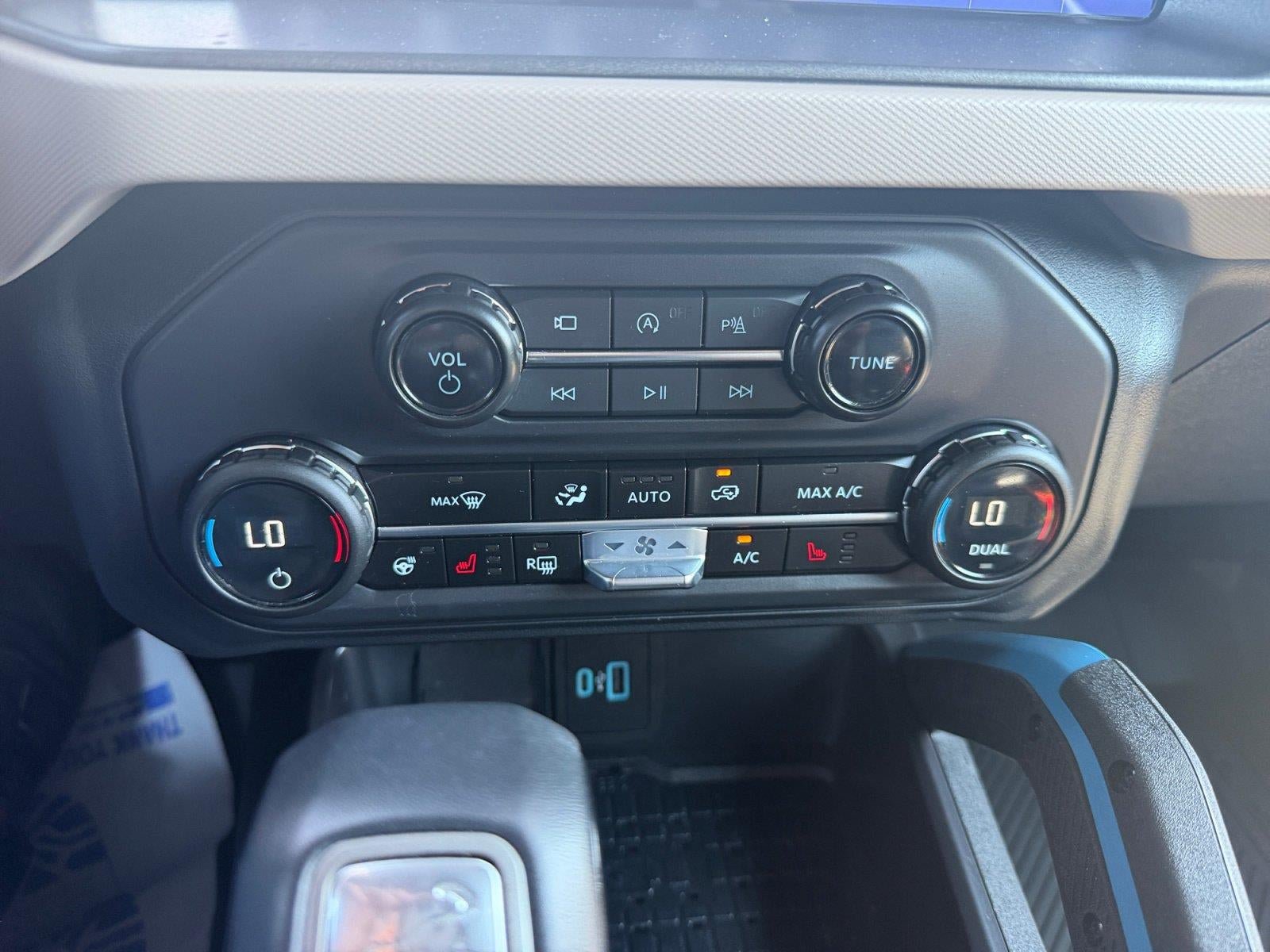 Certified 2024 Ford Bronco Wildtrak AWD/4WD image 25