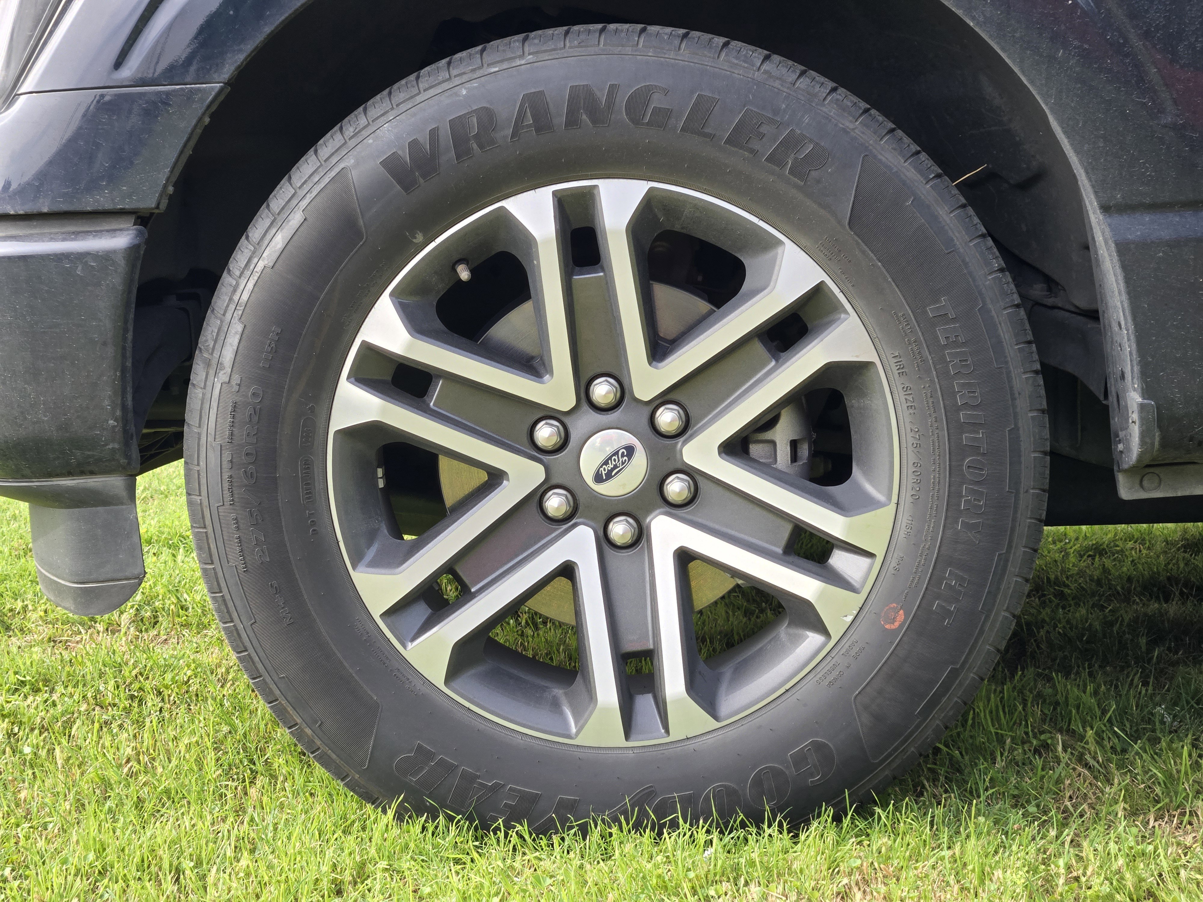 Certified 2023 Ford F150 XL w/ STX Appearance Package RWD image 9