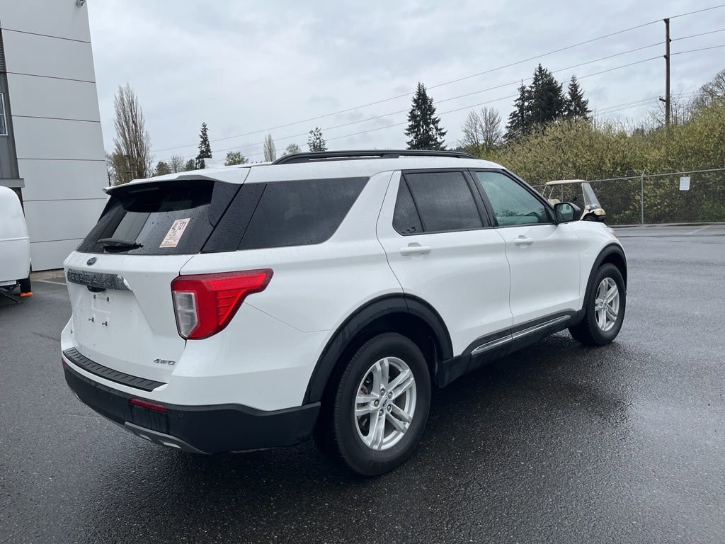 Certified 2024 Ford Explorer XLT w/ Equipment Group 202A AWD/4WD image 38