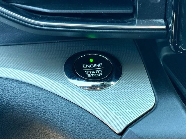 Certified 2020 Ford Explorer XLT w/ Equipment Group 202A image 17