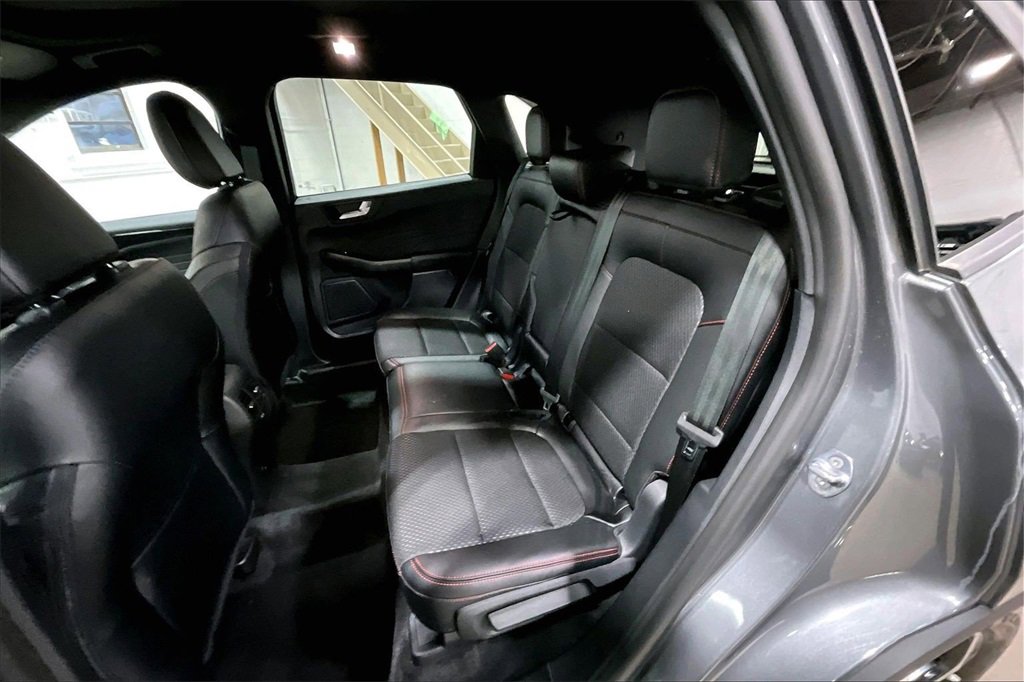 Certified 2025 Ford Escape ST-Line Select w/ Tech Pack #1 image 25