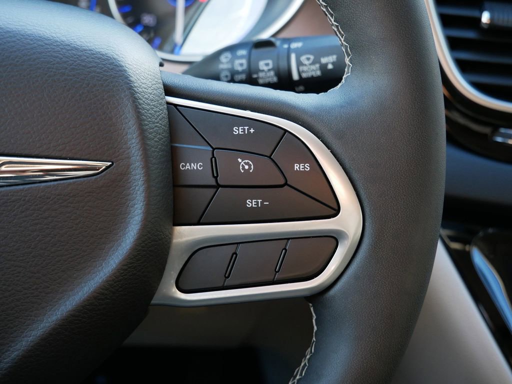 Used 2024 Chrysler Voyager LX FWD image 20