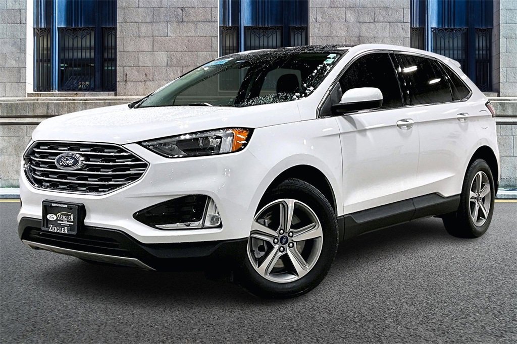 Certified 2022 Ford Edge SEL w/ Convenience Package image 2
