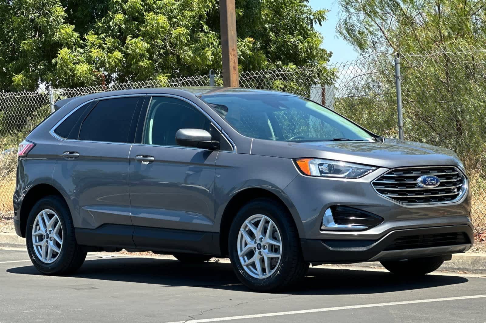 Certified 2022 Ford Edge SEL AWD/4WD image 10