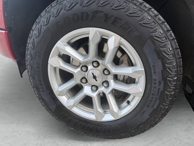 Used 2024 Chevrolet Silverado 1500 RST w/ Convenience Package II AWD/4WD image 24