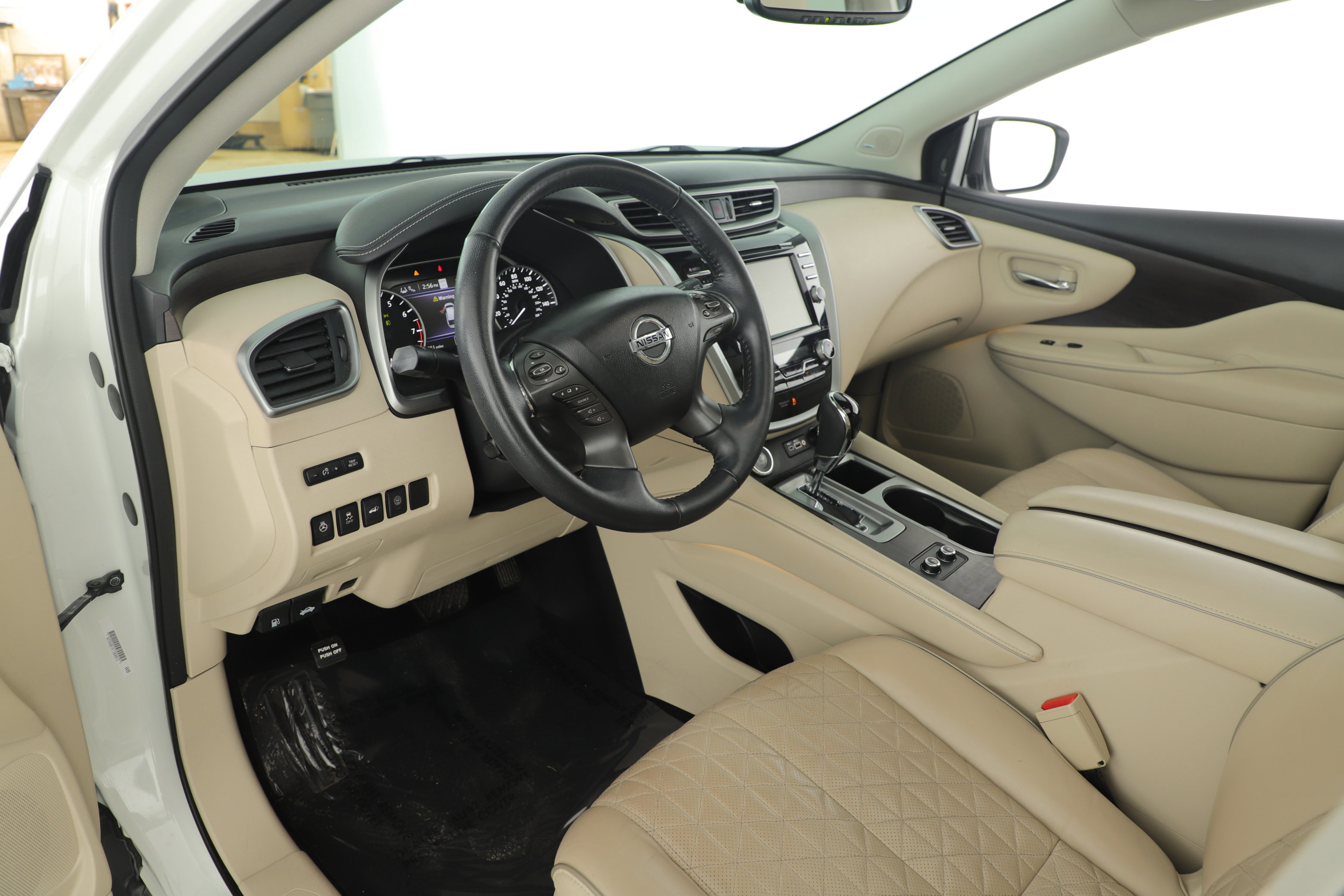 Used 2019 Nissan Murano Platinum w/ Cargo Package image 4