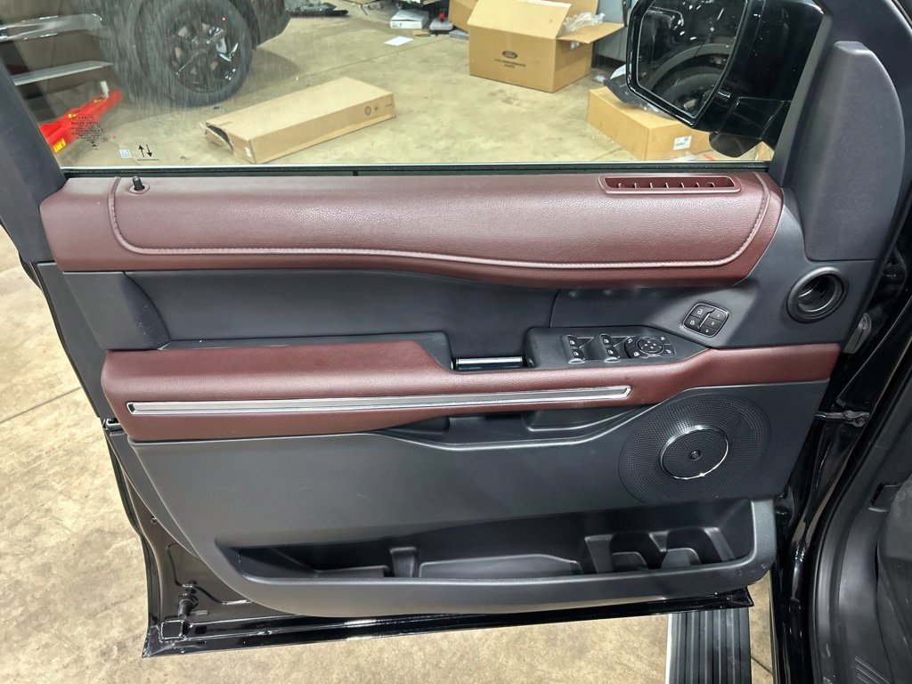 Certified 2024 Ford Expedition Limited AWD/4WD image 14