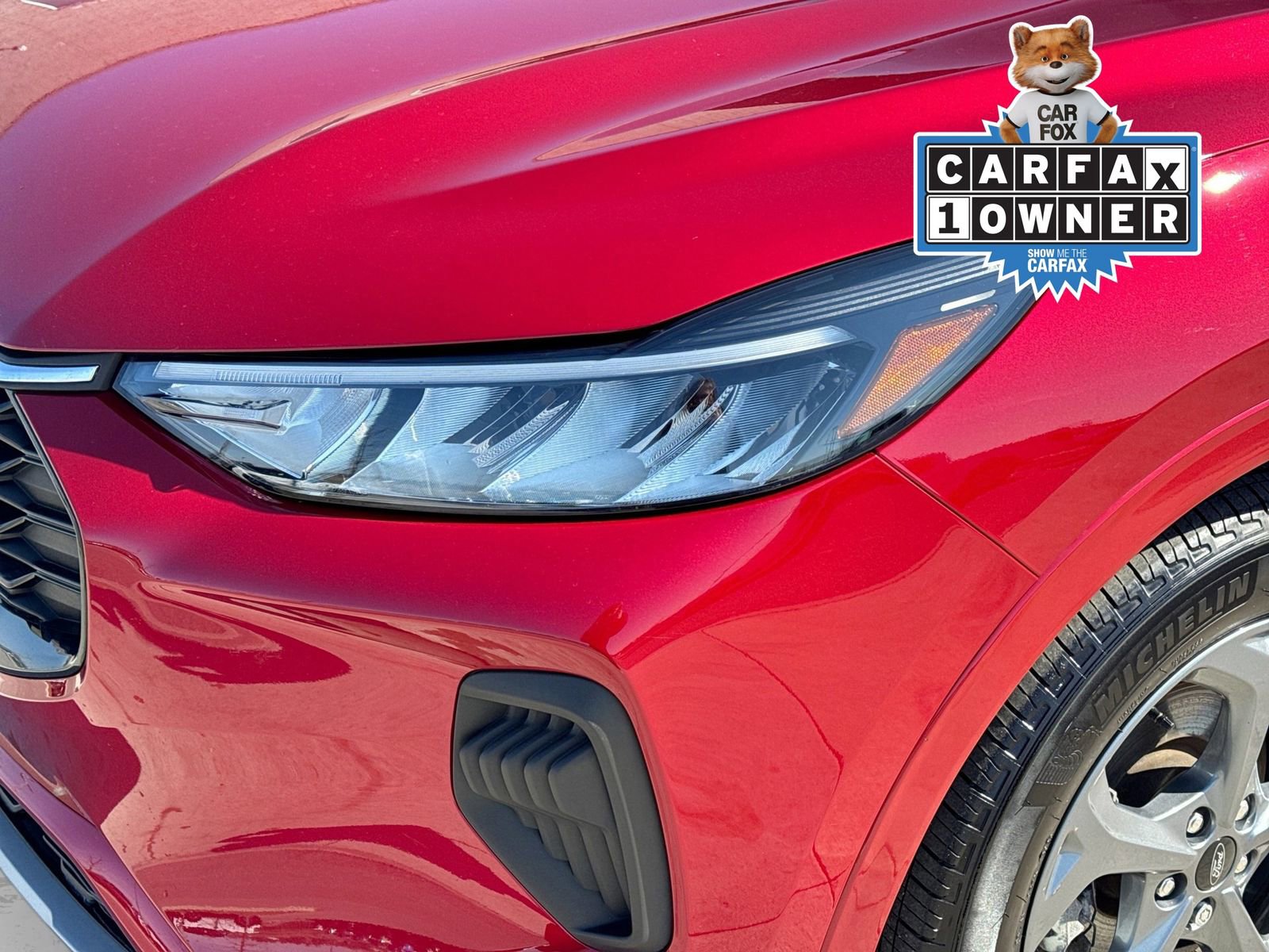 Certified 2023 Ford Escape ST-Line w/ Tech Pack #1 image 9