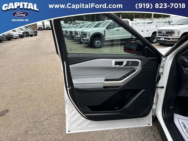 Certified 2023 Ford Explorer XLT w/ Equipment Group 202A image 19
