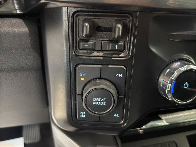 Certified 2025 Ford F350 Lariat w/ Lariat Ultimate Package AWD/4WD image 24