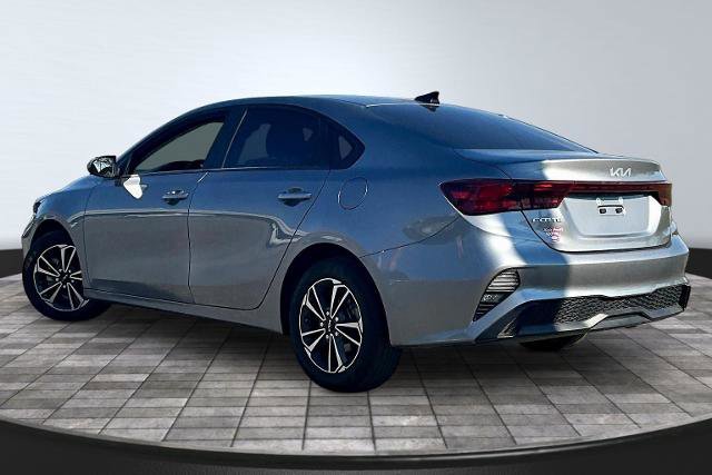Used 2024 Kia Forte LXS FWD image 2