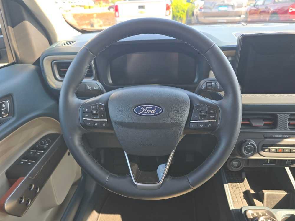 Certified 2025 Ford Maverick Lariat AWD/4WD image 11