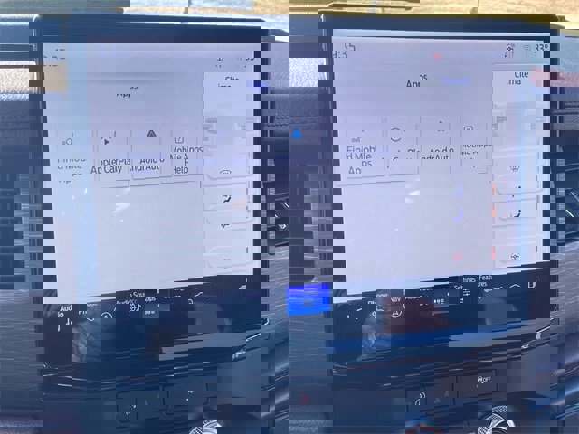 Certified 2024 Ford Expedition Limited image 38