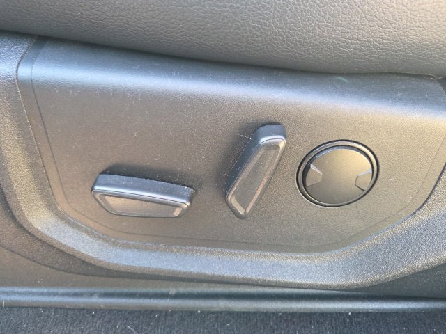 Certified 2020 Ford F350 Lariat AWD/4WD image 26
