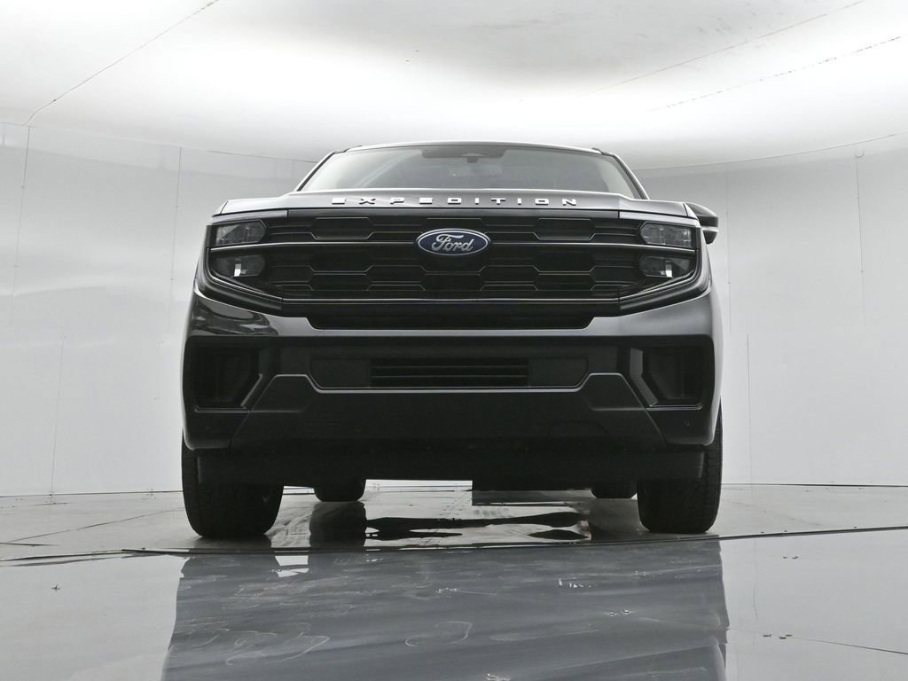Certified 2025 Ford Expedition Active AWD/4WD image 52