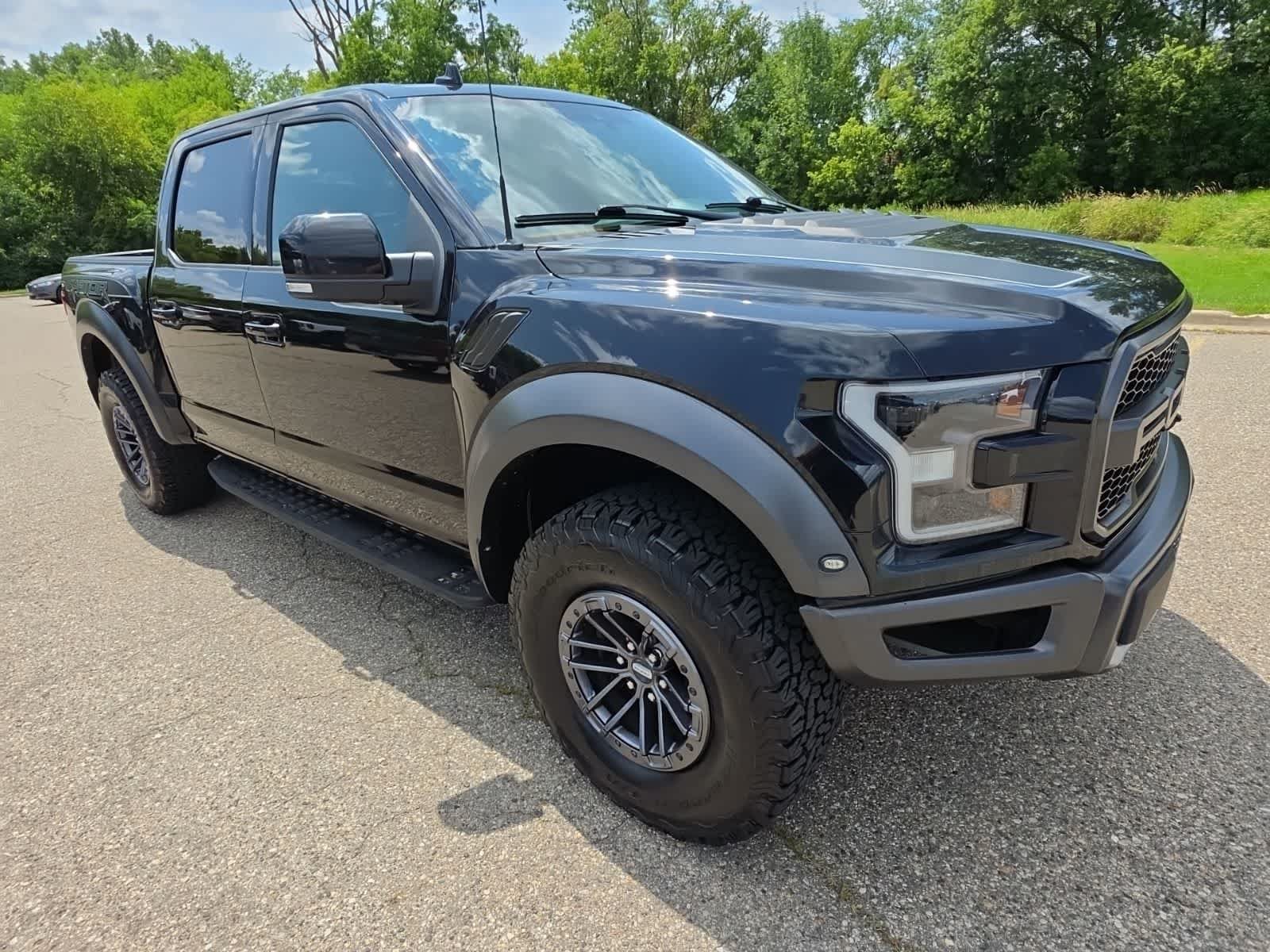 Certified 2019 Ford F150 Raptor w/ Equipment Group 802A Luxury AWD/4WD image 5