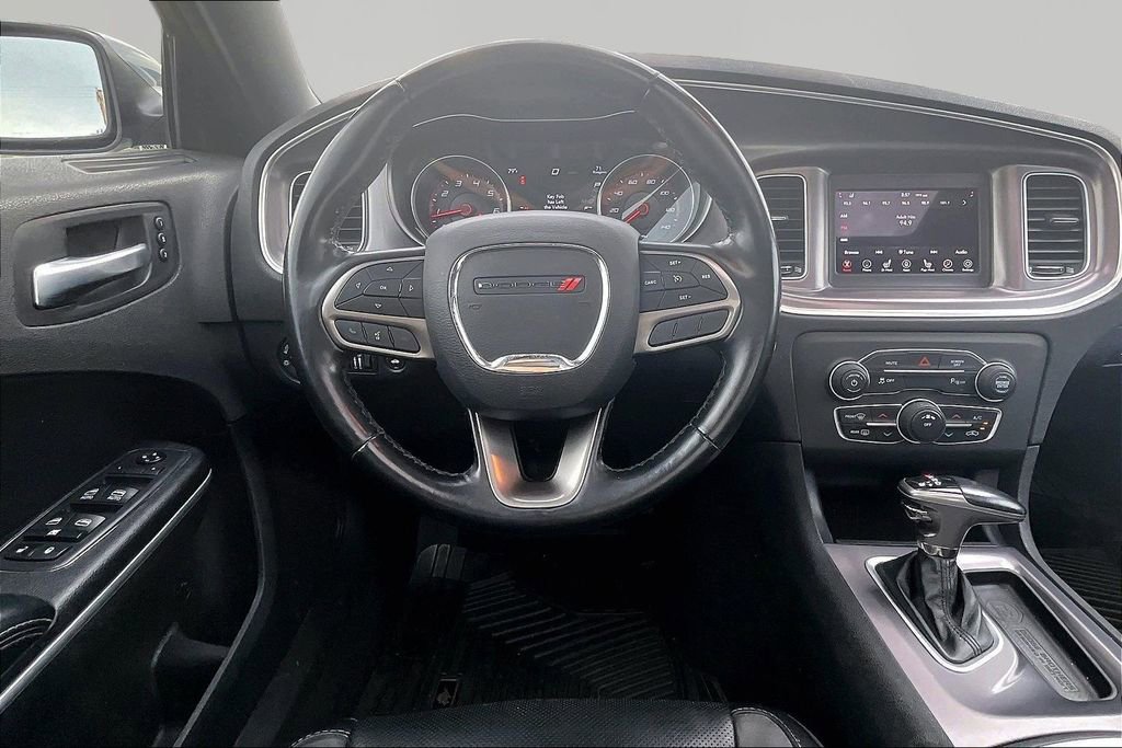 Used 2021 Dodge Charger SXT w/ Leather Interior Group RWD image 5