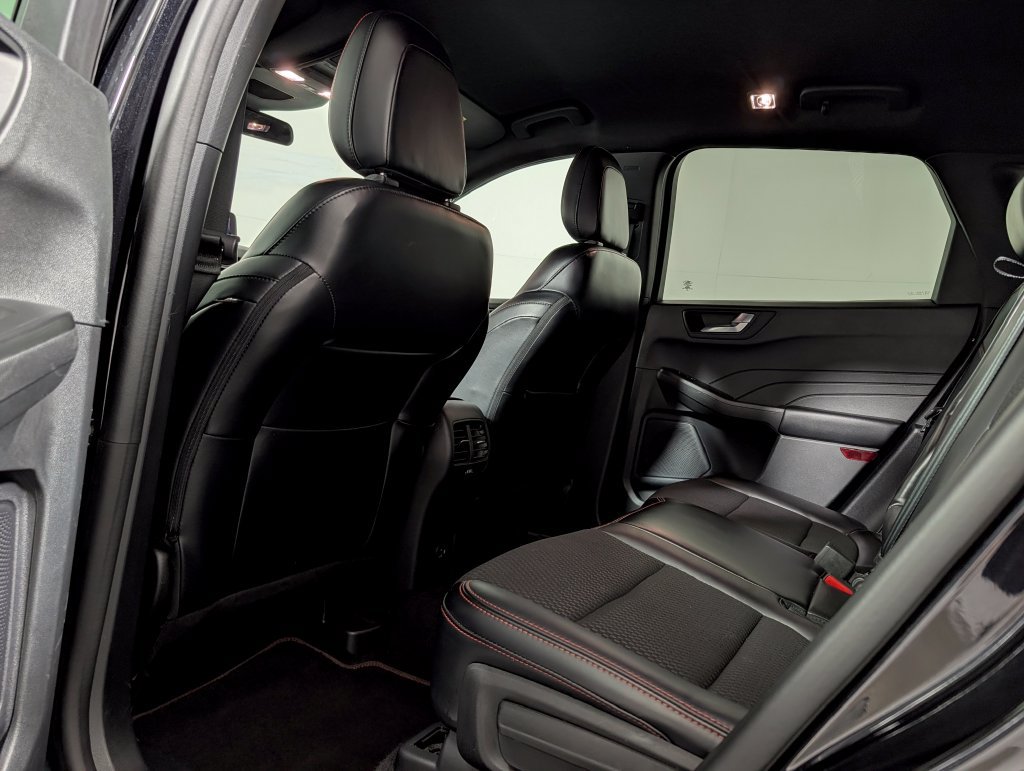 Certified 2023 Ford Escape ST-Line FWD image 13